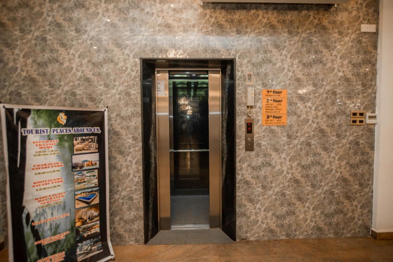 Royal Reach Udawalawe Hotel Екстериор снимка