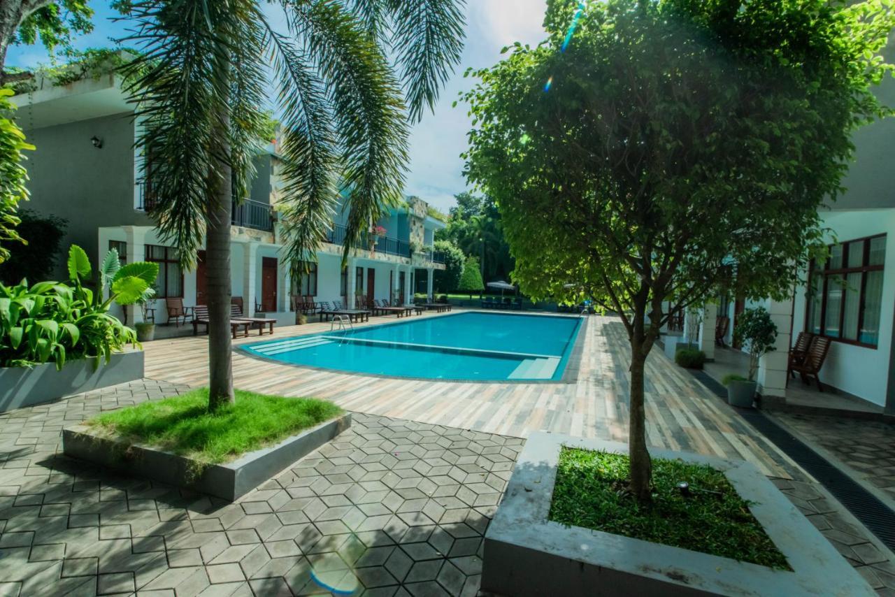 Royal Reach Udawalawe Hotel Екстериор снимка