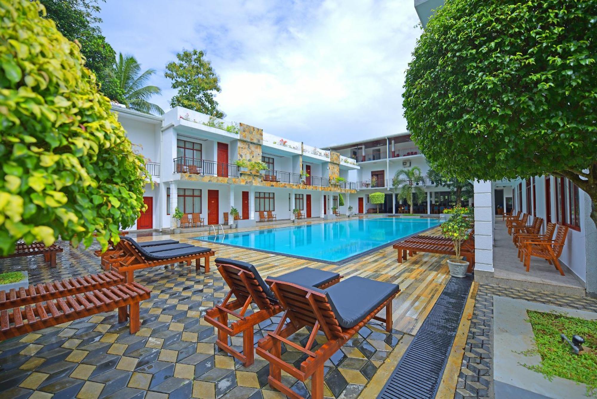 Royal Reach Udawalawe Hotel Екстериор снимка
