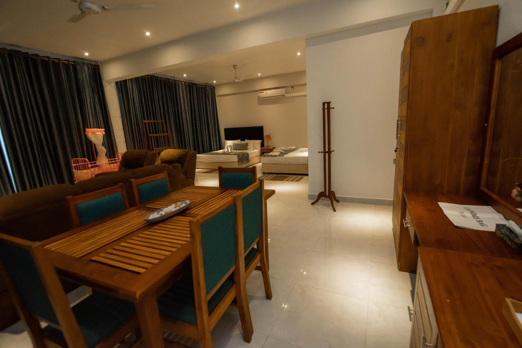 Royal Reach Udawalawe Hotel Стая снимка