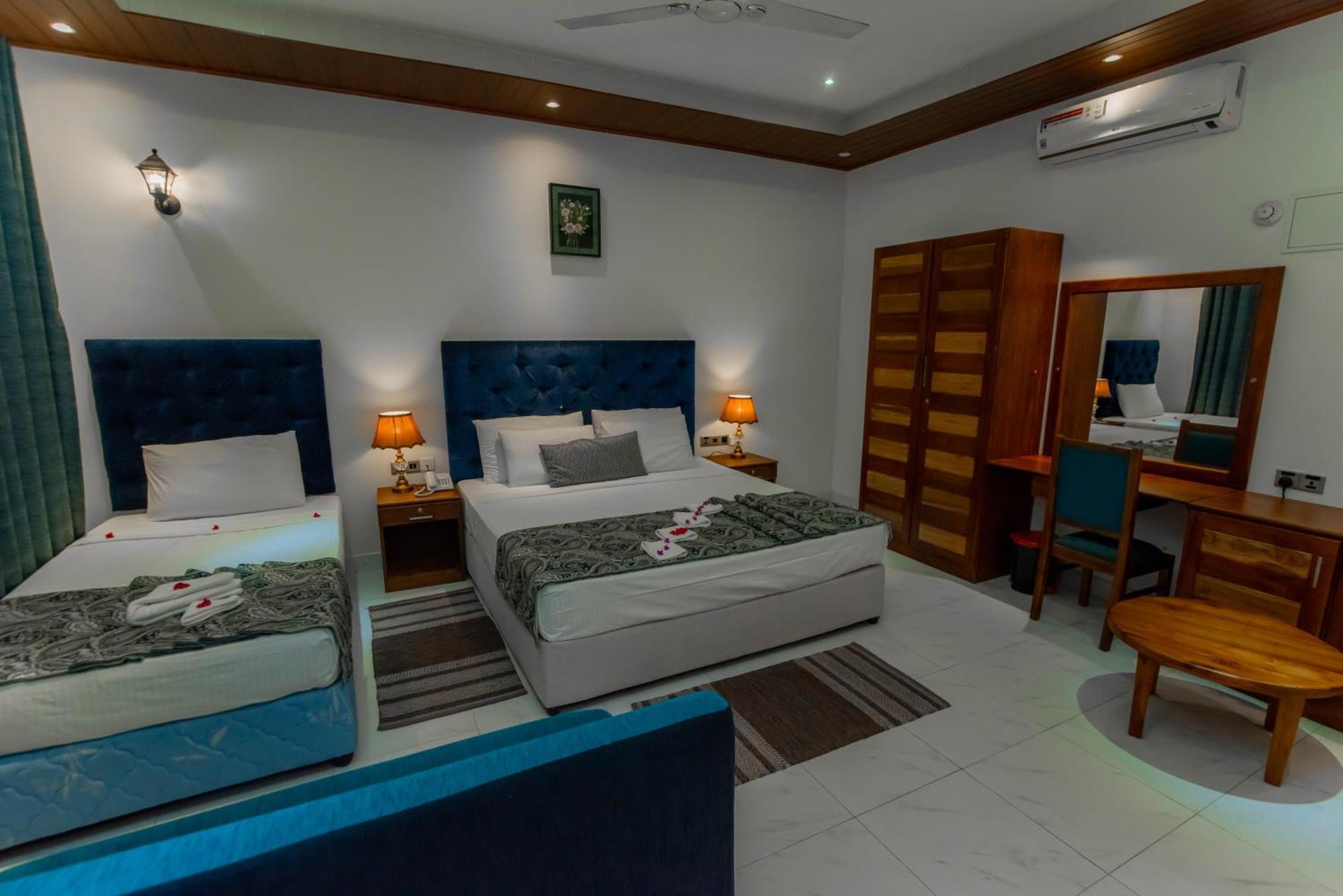 Royal Reach Udawalawe Hotel Стая снимка